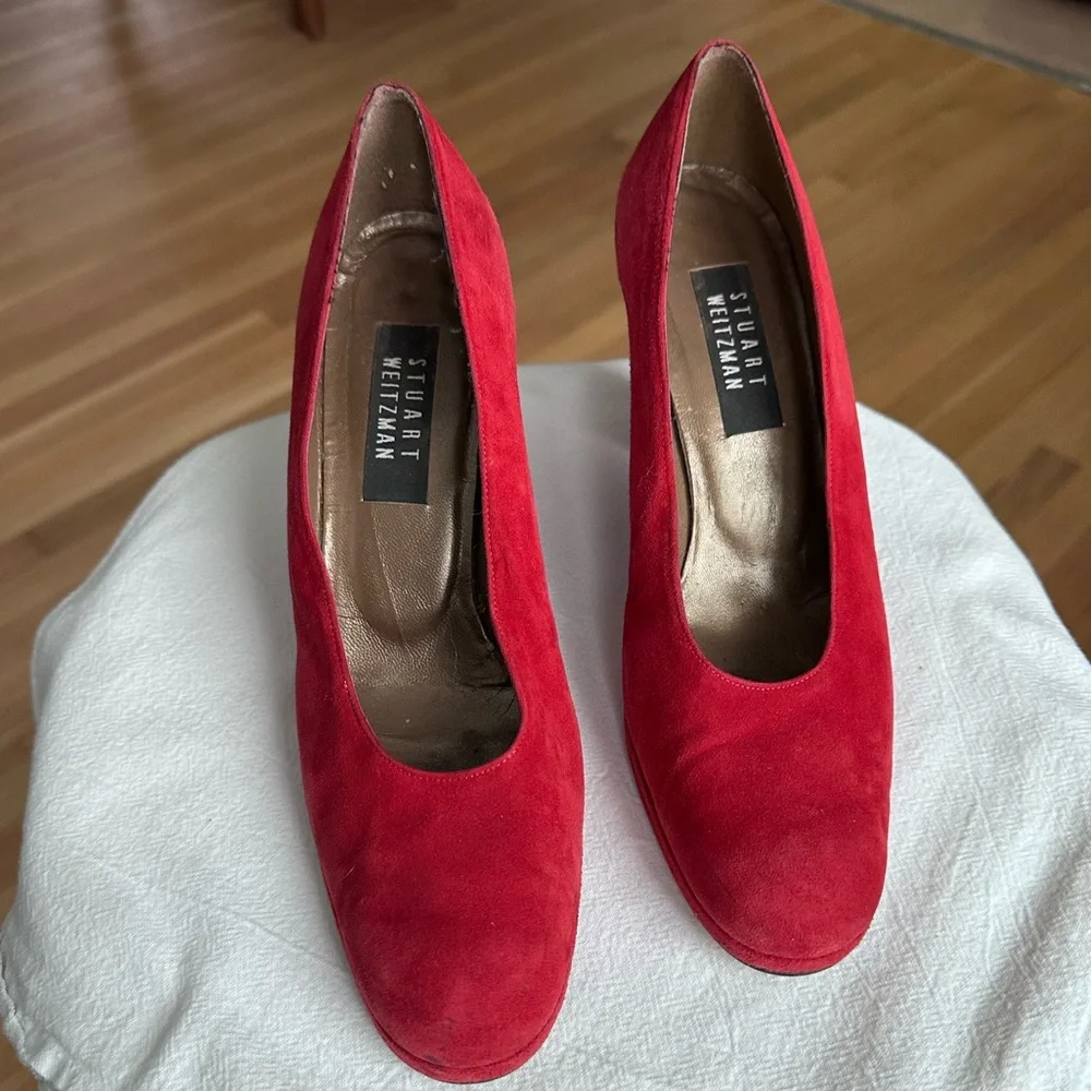 Bold Feminine Red Suede Platform Chunky Heels Leather Soles Stuart Weitzman ~ 9
